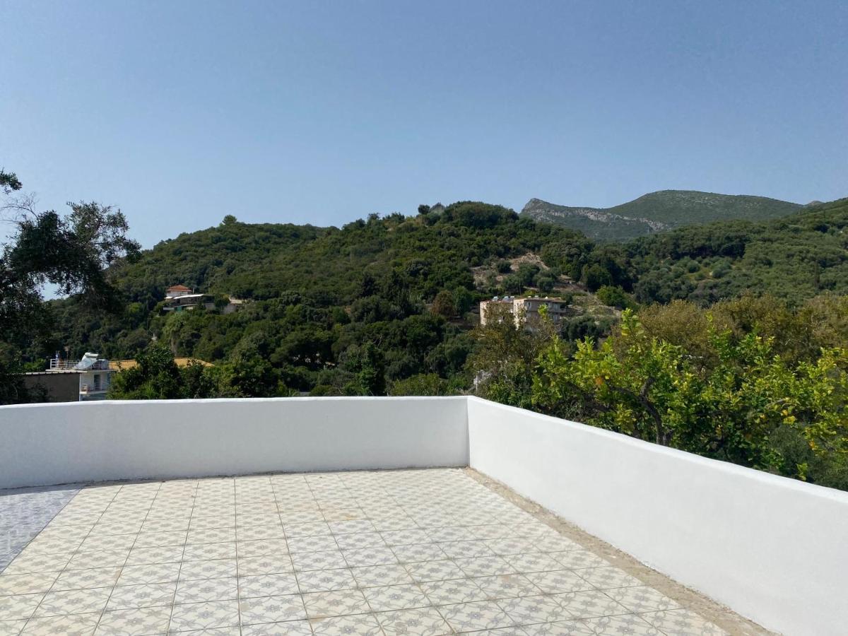 Villa Nouli Sarakiniko  Buitenkant foto